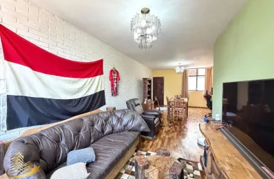 Vende apto, 2 quartos, 1 vaga, próximo a praça espanha no batel