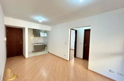 Apartamento com sacada, 2 quartos, 1 vaga à venda no bigorrilho