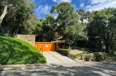 Apartamento de luxo à venda em Curitiba-PR, bairro São Lourenço: 4 quartos, 2 suítes, 3 salas, 5 banheiros, 3 vagas, 205,75 m².