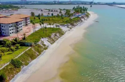 Refúgio de luxo à beira-mar na paradisíaca Praia de Muro Alto.
