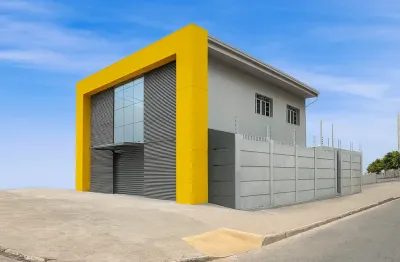 Imóvel esquina - comercial 300 m² na praça popular  - cuiabá .