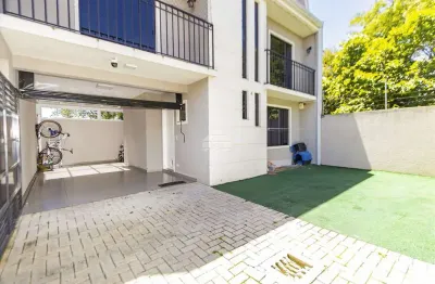 Casa em condomínio fechado com 4 quartos à venda na rua professora maria da glória saldanha loyola, 113, uberaba, curitiba, 140 m2 por r$ 990.000