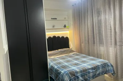 Sala living / 1dormitório. reformado. Bairro Itararé S. Vicente S.P.