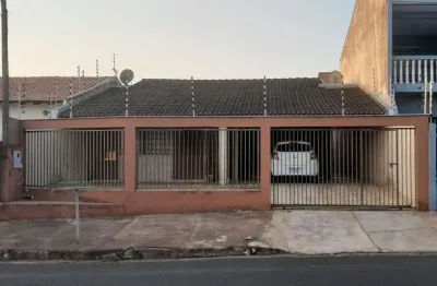 Casa com 3 quartos à venda na Avenida Mário José Romagnolli, Jardim dos Estados, Londrina