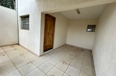 Residência para locação  bairro jardim marilia em  marília-sp!