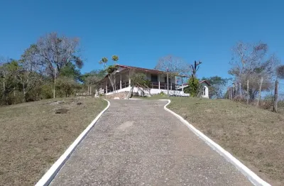 Belo sítio, legalizado, com criação e casa sede 3 quartos, casa caseiro, curral em itaborai  rj