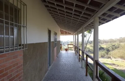 Belo sítio, legalizado, com criação e casa sede 3 quartos, casa caseiro, curral em itaborai  rj