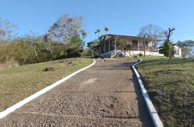 Belo sítio, legalizado, com criação e casa sede 3 quartos, casa caseiro, curral em itaborai  rj