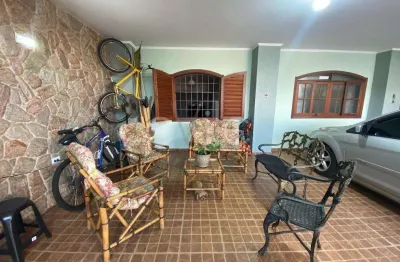 Casa com 4 quartos à venda no parque joão de vasconcelos, sumaré , 300 m2 por r$ 930.000