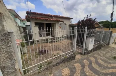 Casa com 2 quartos à venda na rua doutor silva mendes, 897, vila industrial, campinas, 282 m2 por r$ 300.000