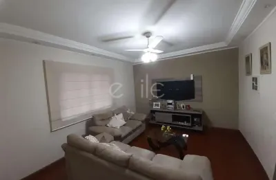 Casa com 2 quartos à venda na rua alfredo octaviano pompeu do amaral, 110, jardim amoreiras, campinas, 189 m2 por r$ 495.000