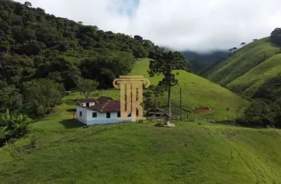 Chácara / sítio com 3 quartos à venda no Centro (São Francisco Xavier), São José dos Campos 