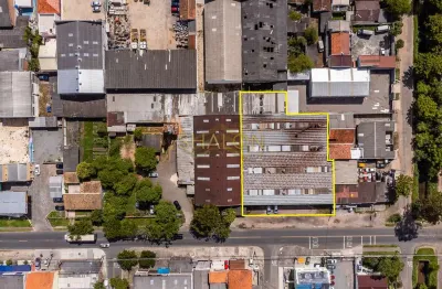 <p>barracão no boqueirão com 1.850m² em 2 terrenos, zona de serviço 1</p>