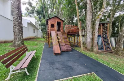 <p>sobrado, condominio fechado, 2 quartos, 2 banheiros, churrasqueira, espaço  externo, 1 vaga, boa vista, santa candida</p>