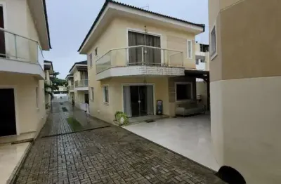 Casa com 4 quartos à venda na praça santo amaro de ipitanga, ipitanga, lauro de freitas por r$ 685.000