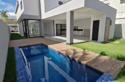 Casa com 4 quartos à venda na rua priscila b dutra, 778, buraquinho, lauro de freitas por r$ 2.250.000