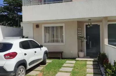 Casa com 3 quartos à venda na avenida amarílio thiago dos santos, 2127, vila praiana, lauro de freitas por r$ 600.000