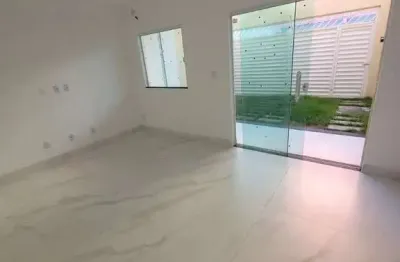 Casa com 3 quartos à venda na rua pilão arcado, vila praiana, lauro de freitas por r$ 380.000