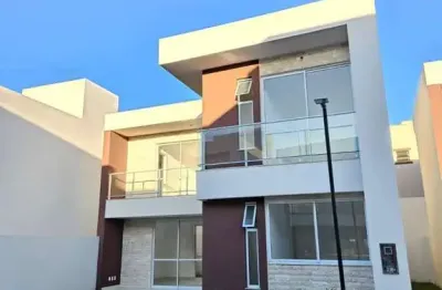 Casa com 4 quartos à venda na rua carlos conceição, buraquinho, lauro de freitas por r$ 919.000