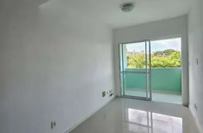 Apartamento com 2 quartos à venda na avenida brigadeiro mário epinghaus, centro, lauro de freitas, 50 m2 por r$ 330.000