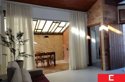 Casa com 2 quartos à venda na rua sucupió, 45, abrantes, camaçari por r$ 575.000