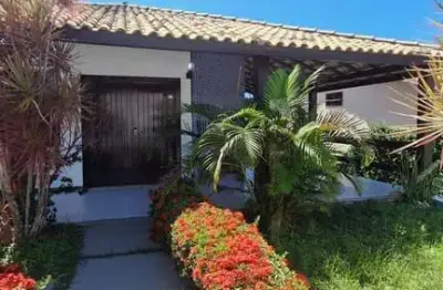 Casa com 3 quartos à venda na rua praia de bertioga, vilas do atlantico, lauro de freitas, 193 m2 por r$ 1.200.000