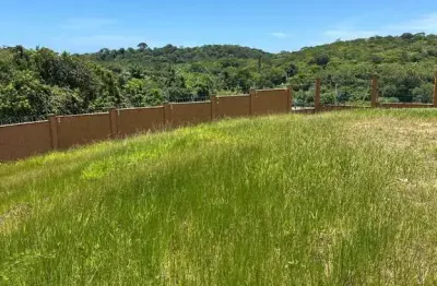 Terreno à venda na ALPHAVILLE LITORAL NORTE I I I, Alphaville Litoral Norte I I I, Camaçari por R$ 550.000