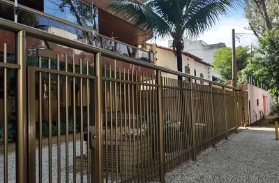 Linda cobertura liner de 200 metros quadrados com picina churrasqueira com 3 vagas de garagem prédio com piscina e academia