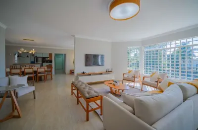 Casa com 3 quartos à venda na Rua São João, 1, Vila Santo Antônio, Cotia