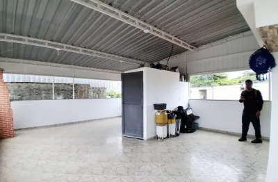 Casa à venda na rua acapori, gardênia azul, rio de janeiro - rj