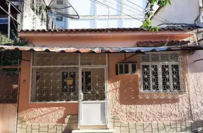 Casa à venda na rua cândido benício, praça seca, rio de janeiro - rj
