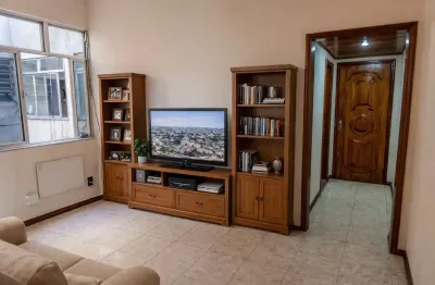 Apartamento à venda na Rua Juvêncio de Menezes, Cordovil, Rio de Janeiro - RJ