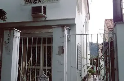 Casa à venda na rua henrique morize, grajaú, rio de janeiro - rj