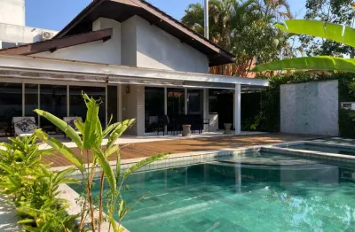 Casa à venda na avenida deble luíza derani, baleia, são sebastião - sp