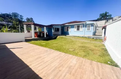 Casa à venda na rua manoel carreiro de mello, são pedro, teresópolis - rj