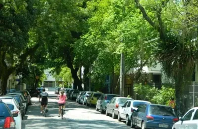 Apartamento à venda na Rua Figueiredo Magalhães, Copacabana, Rio de Janeiro - RJ