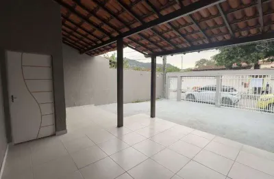 Casa com 2 quartos à venda na Rua Honduras, 296, Serra Grande, Niterói
