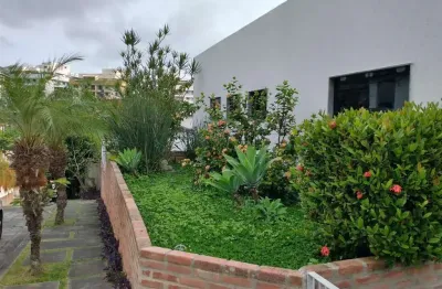 Casa à venda na travessa maria elmira, santa rosa, niterói - rj