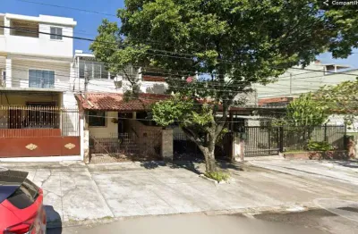 Casa à venda na rua professor teixeira da rocha, vila da penha, rio de janeiro - rj