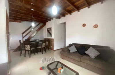 Casa para alugar na rua benjamin constant, santana, niterói - rj