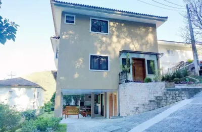 Casa de condomínio à venda na rua doutor augusto ricardo teixeira castilho, vargem grande, teresópolis - rj