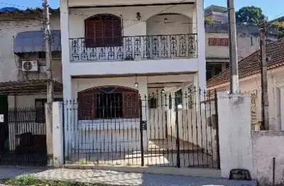 Casa à venda na rua aurélio pinheiro, barro vermelho, são gonçalo - rj