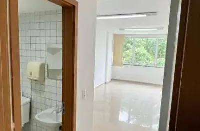Sala comercial para alugar na rua professora francisca piragibe, taquara, rio de janeiro - rj