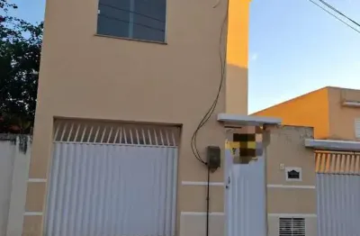 Casa à venda na travessa quatro de outubro, mutuá, são gonçalo - rj