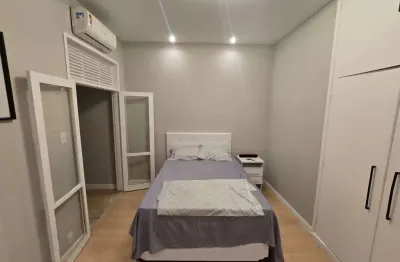 Apartamento à venda na Rua Marquês de Abrantes, Flamengo, Rio de Janeiro - RJ