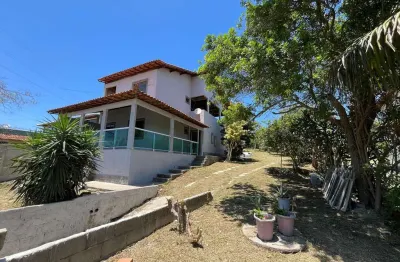 Casa à venda na Rua Henrique Zapone, Vinhateiro, São Pedro da Aldeia - RJ