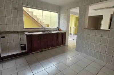 Casa à venda na Rua Rio Claro, Vila Camilópolis, Santo André - SP
