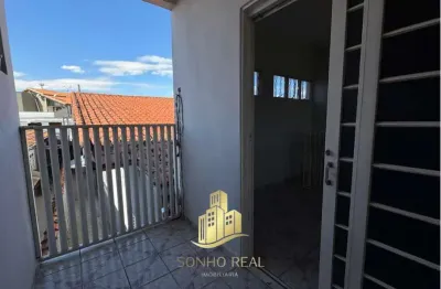 Casa à venda na Rua Dona Benta, Jardim Gurilândia, Taubaté - SP