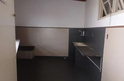 Galpão para alugar na Avenida José Mendonça de Campos, Mutondo, São Gonçalo - RJ