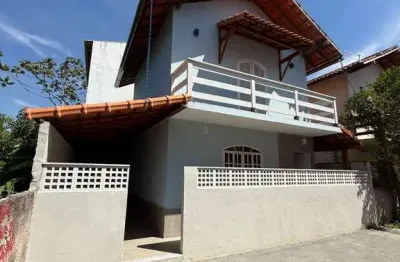 Casa à venda na Rua dos Ipês, Barroco (Itaipuaçu), Maricá - RJ